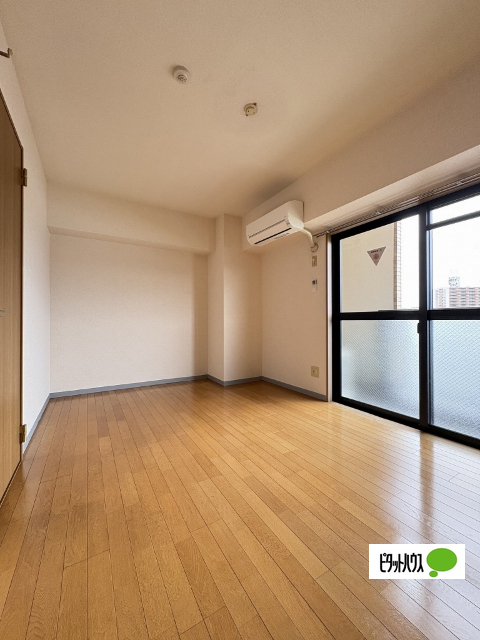 居室・リビング　６０１