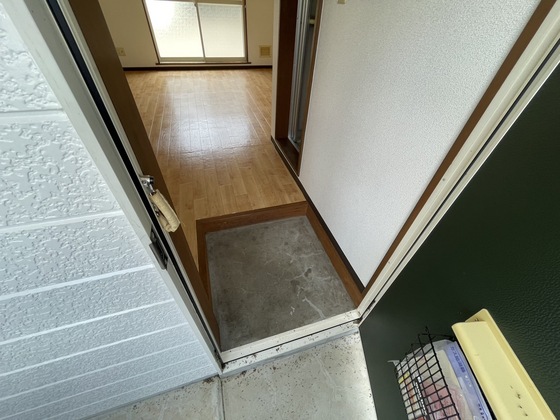 玄関　※別部屋の写真です