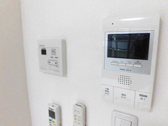 セキュリティ　モニターフォン付きです。
