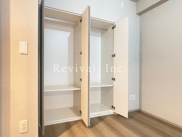 収納　奥行豊富な収納もございます