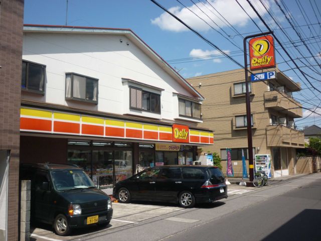 コンビニ　ヤマザキ（コンビニ）まで200m
