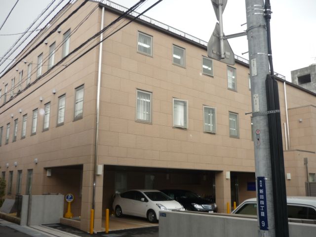 銀行　東京ベイ信用金庫（銀行）まで380m