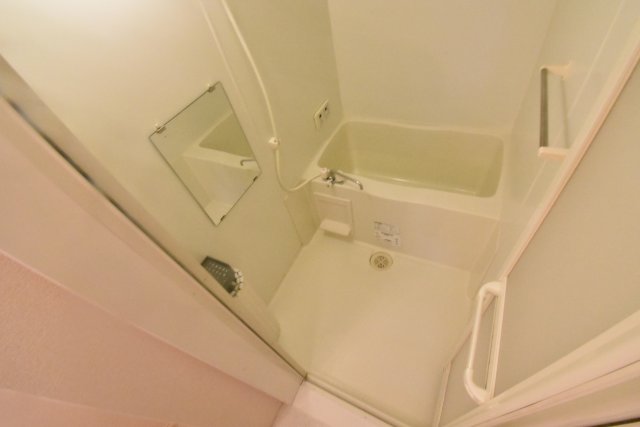 バス・シャワールーム　グランディールMI