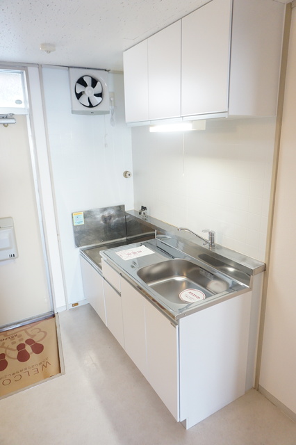 キッチン　使いやすいシングルレバーのキッチンです