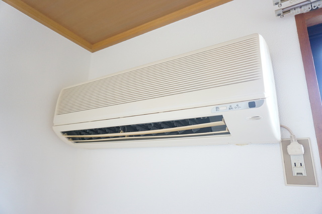 その他　エアコン１基付き