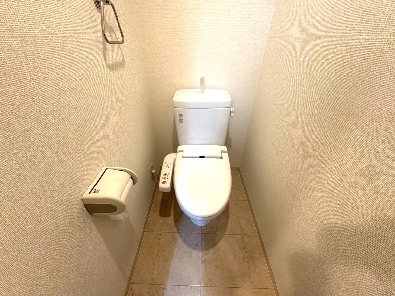 レジュールアッシュ梅田レジデンスのトイレ写真