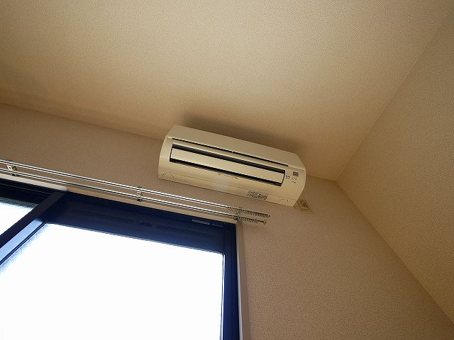 その他設備　エアコンつき