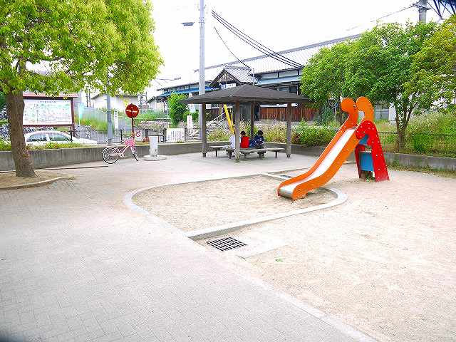 公園　櫟本駅前公園（公園）まで41m