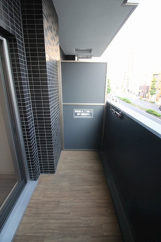 バルコニー　★見学予約受付中★