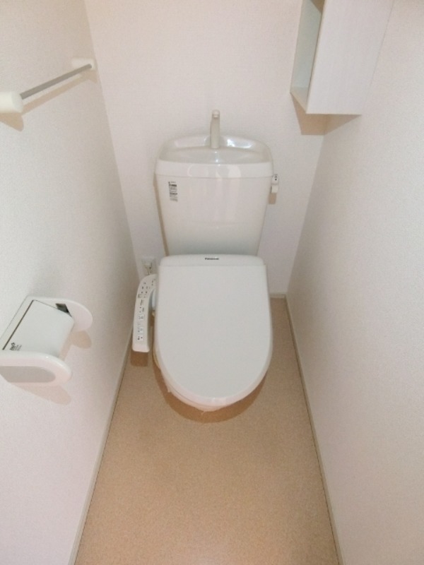 トイレ　図面と現状に相違がある場合には現状を優先