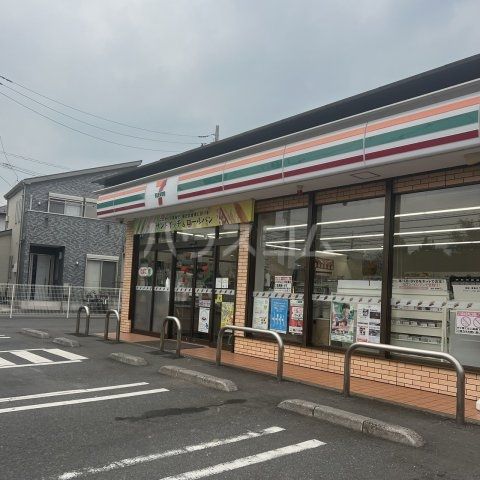 コンビニ　セブンイレブン浦和桜田２丁目（コンビニ）まで41m