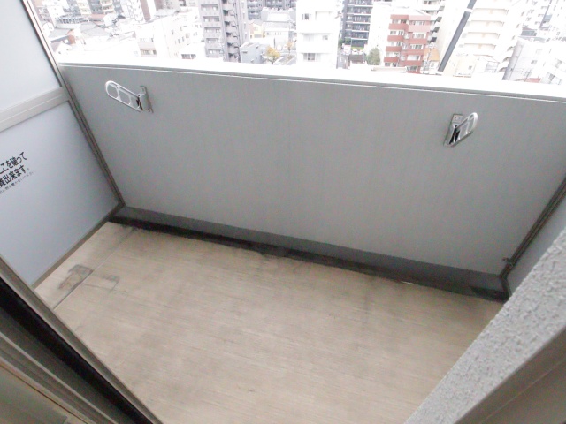 バルコニー　※別室の参考写真の為、現況優先です。