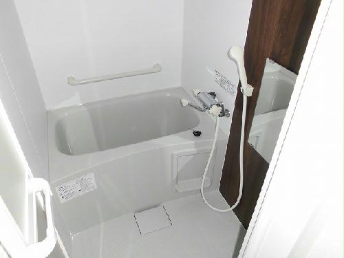 バス・シャワールーム　左右反転プランあり