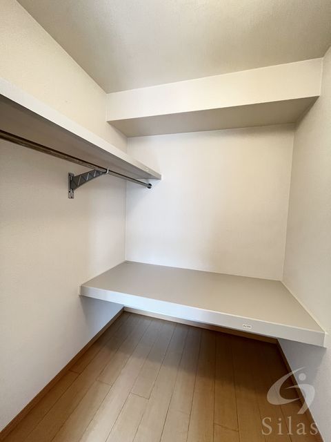 収納　反転タイプ