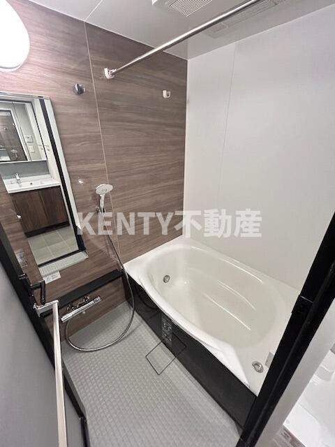 バス・シャワールーム　お風呂で日々の疲れを落としましょう