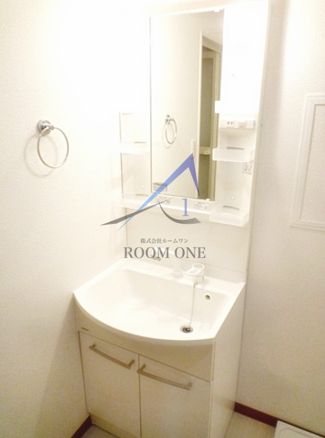 洗面設備　洗面台です。