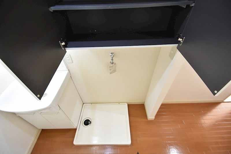 その他　室内洗濯機置場完備です。