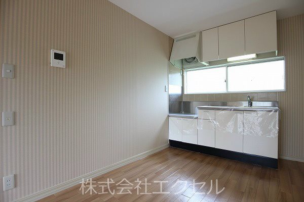 キッチン　お好きなガスコンロを設置可能です。