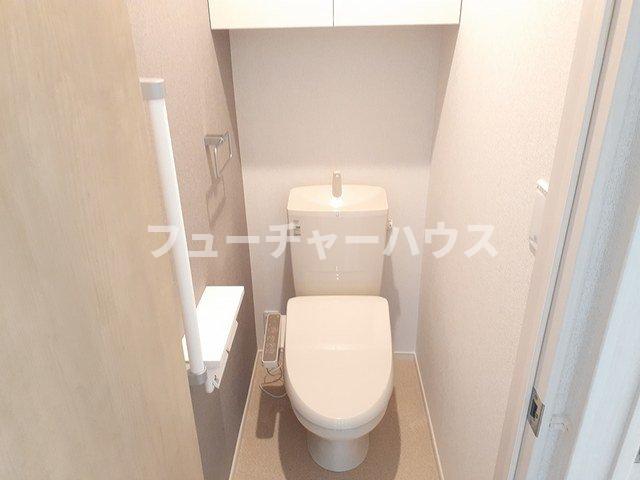 トイレ　落ち着いたトイレです