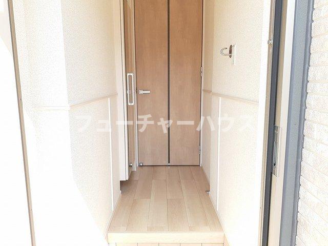 玄関　収納もある玄関です