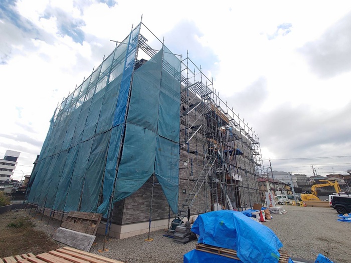 建物外観　建築中
