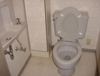 トイレ　別タイプ部屋　参考写真です