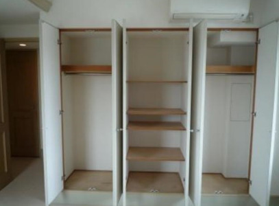 収納　別タイプ部屋　参考写真です