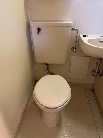 トイレ　※別室参考写真