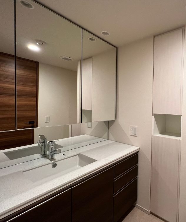 洗面設備　※別部屋の参考写真です。