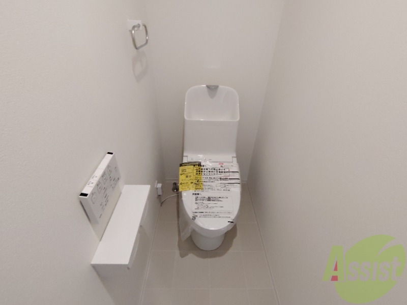 トイレ　トイレは綺麗でウォッシュレットも付いて快適にお使い頂けます。