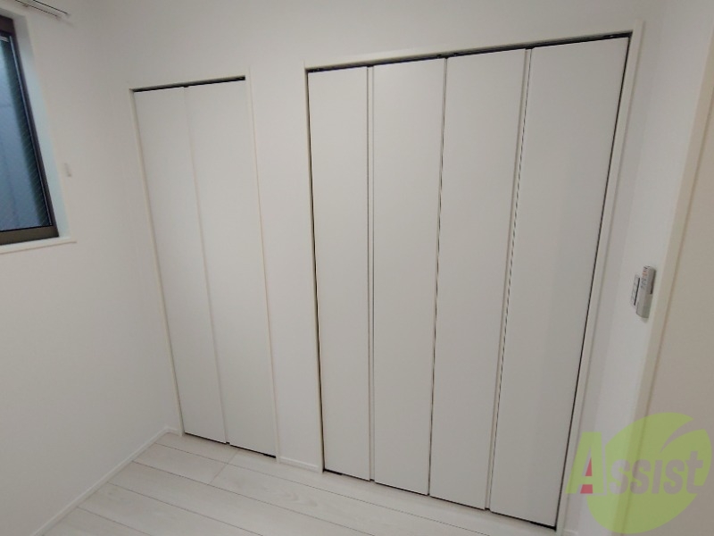 収納　収納は大きく、たくさんの物がしまえそうです。