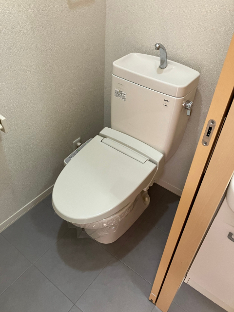 バルコニー　雨戸シャッターも完備です。