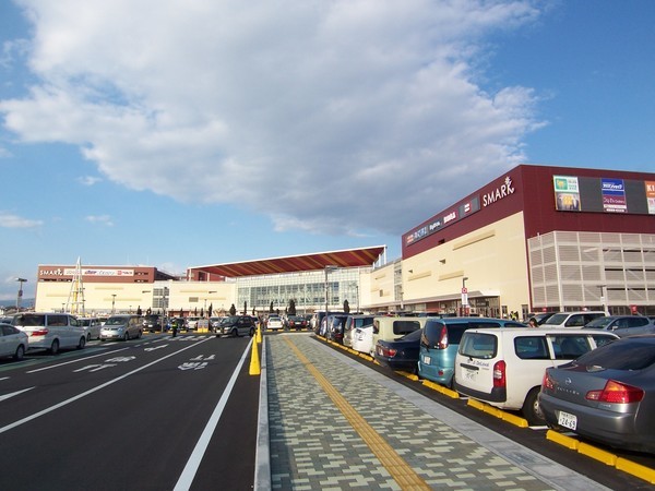 ショッピングセンター　三越伊勢崎店（ショッピングセンター）まで7393m