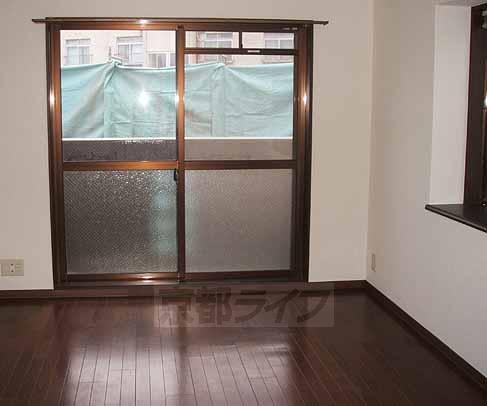 バス・シャワールーム　ゆっくりできるバスルームです