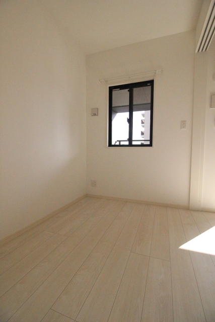 その他部屋・スペース　８０３号室モデルルーム写真※お部屋によって胃色味が異なる場合