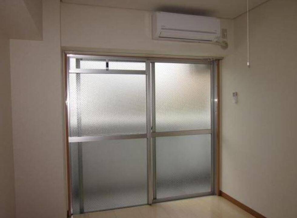 居室・リビング　洋室