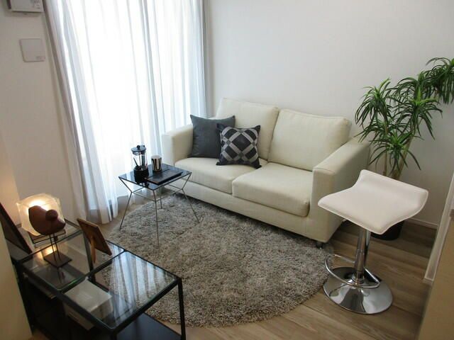 居室・リビング　こちらの居間で趣味の時間をお楽しみください