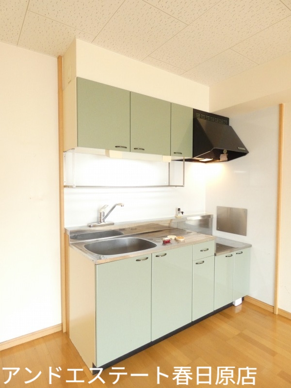 キッチン　コンロは持ち込みです