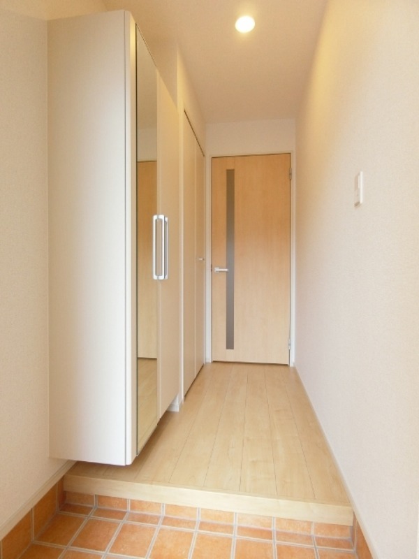 玄関　図面と現状に相違がある場合には現状を優先