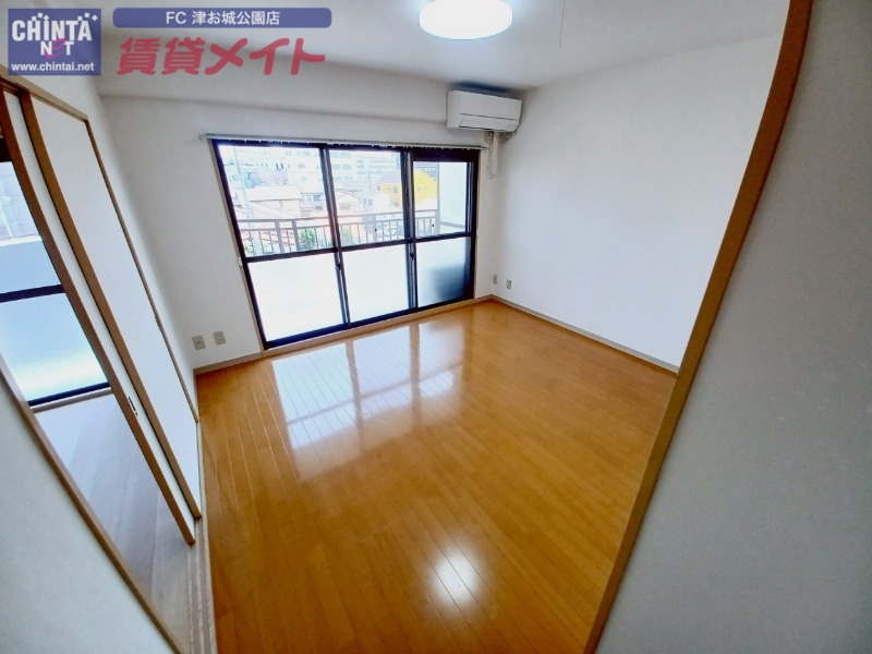 その他部屋・スペース　同じ物件、別部屋の写真です