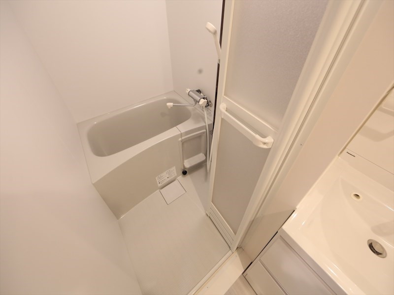 バス・シャワールーム　浴室暖房乾燥機付　24時間換気機能付バスルーム