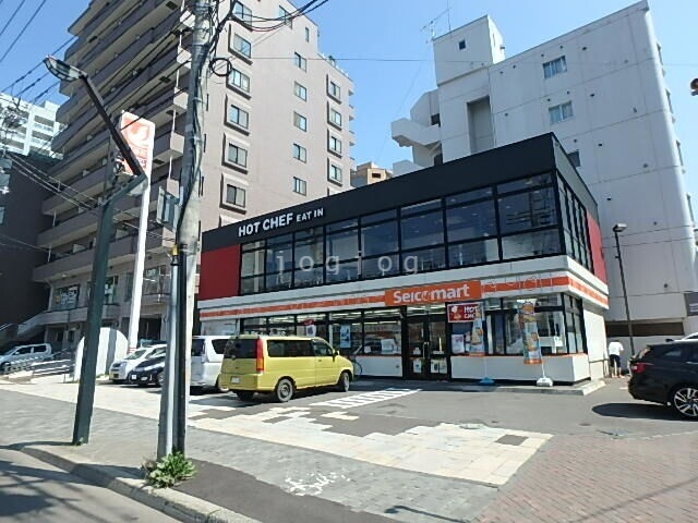 コンビニ　セブンイレブン南９条西７丁目店（コンビニ）まで138m