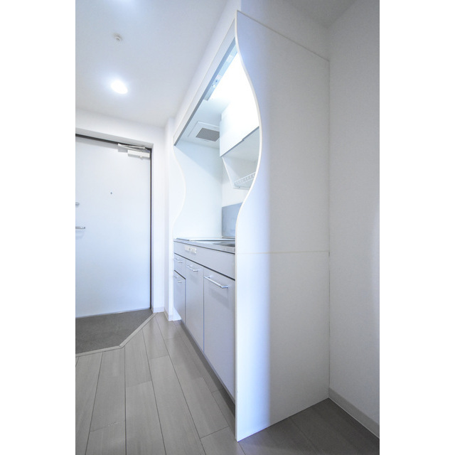 キッチン　コンパクトなキッチンで掃除もラクラク