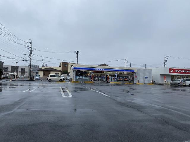 コンビニ　ローソン（コンビニ）まで482m