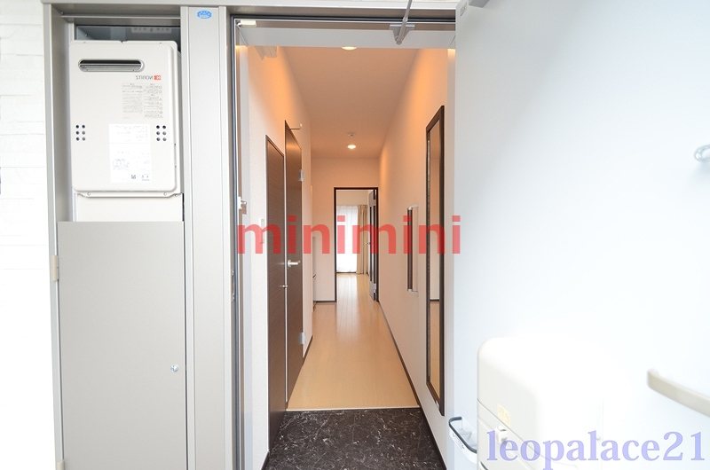 玄関　※写真と現物が異なる場合は現物を優先いたします。