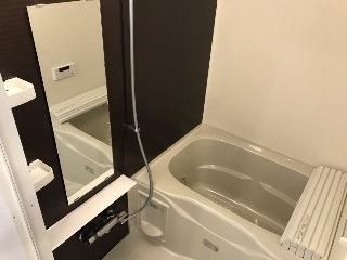 バス・シャワールーム　バスルーム