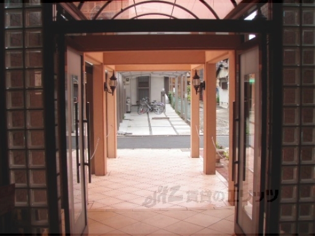 ロビー　ロビー