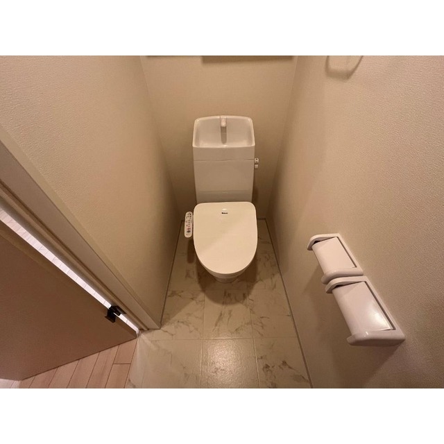 トイレ　サンプル