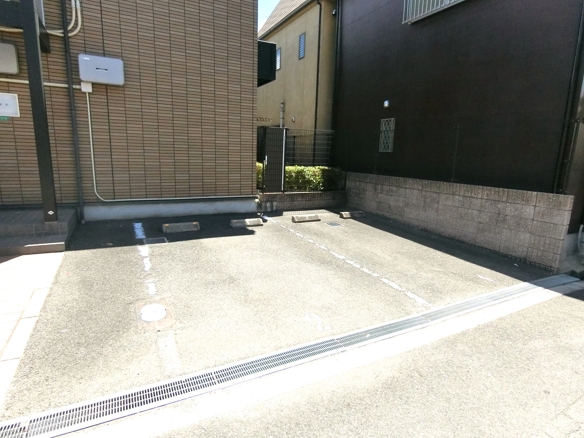 駐車場　駐車場枠2台有ります！空き確認はお問い合わせください☆