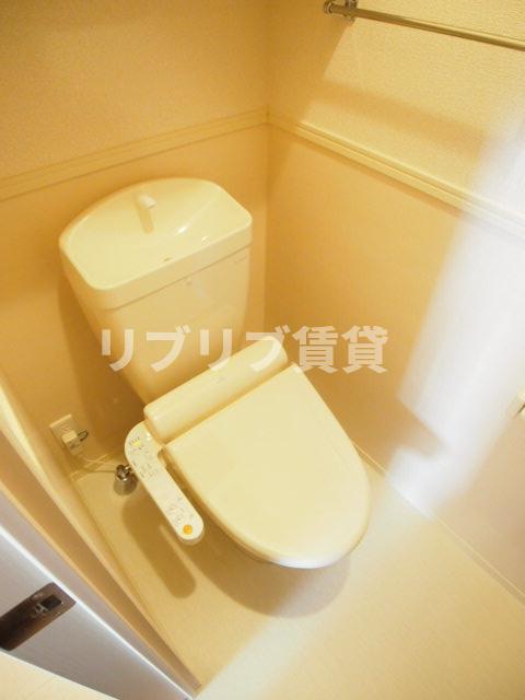 ＪＲ京葉線 蘇我駅 徒歩12分 3階建 築14年のトイレ写真